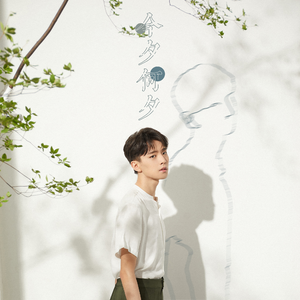 亚洲女人对男人张开双腿
